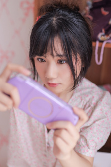 黑人教练挺身救人